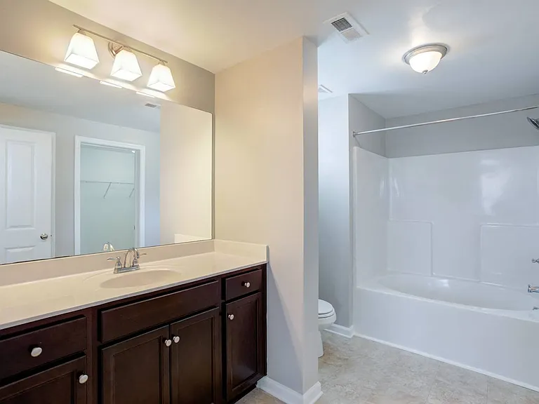 The Retreat at Arden Village Apartments — Photo 38
