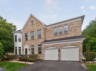 414 Summer Garden Way, Rockville, MD 20850