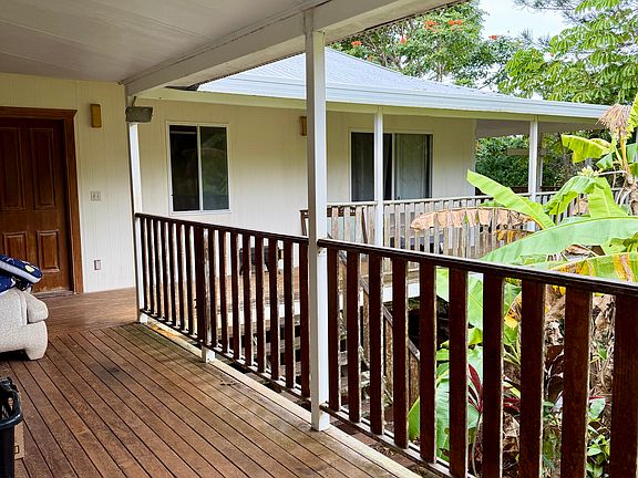 Wraparound lanai Looking at Room Available