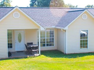 105 Highland Ave, Toccoa, GA 30577