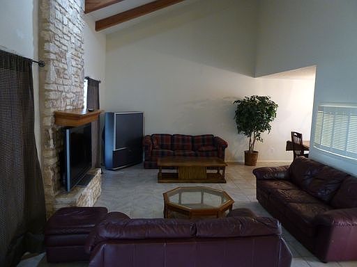 1st image of 8913 N Plaza Ct