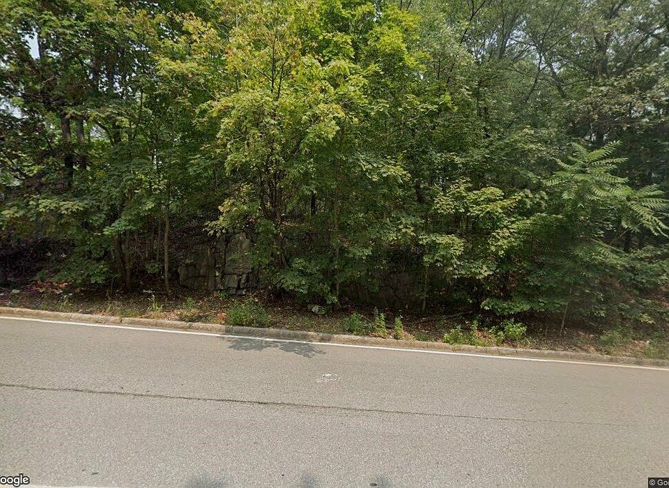 1st image of 483 Sunderland Rd