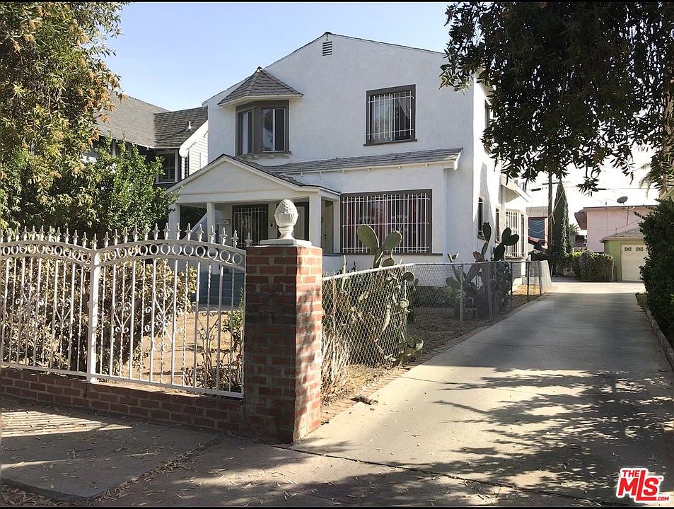 1st image of 1852 W 22nd St