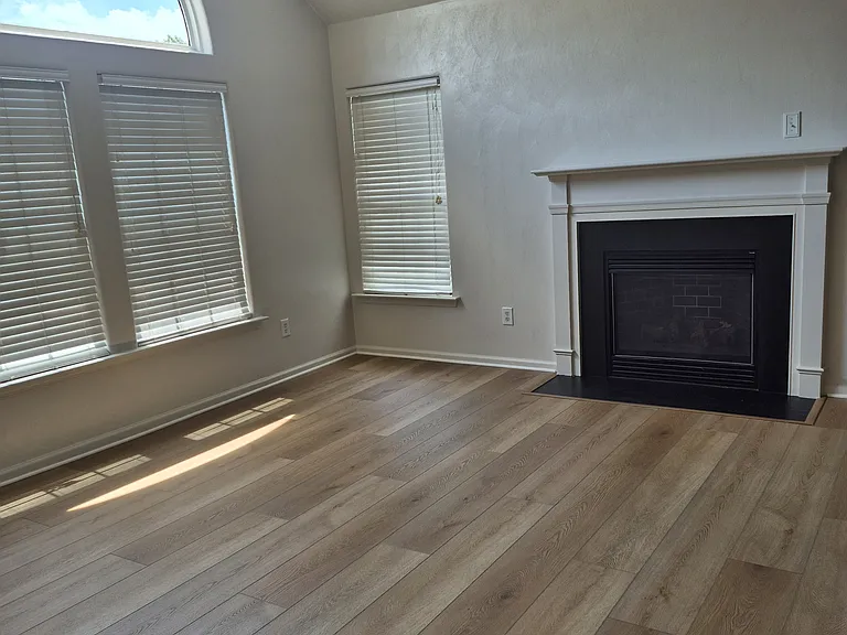 5532 Bulls Bay Dr — Photo 3