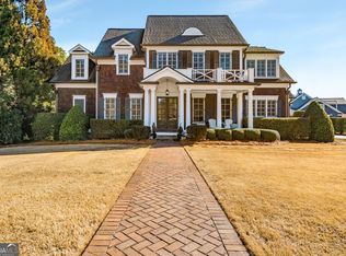 150 Newhaven Dr, Fayetteville, GA 30215