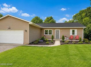 2540 Hall Dr, Lima, OH 45806