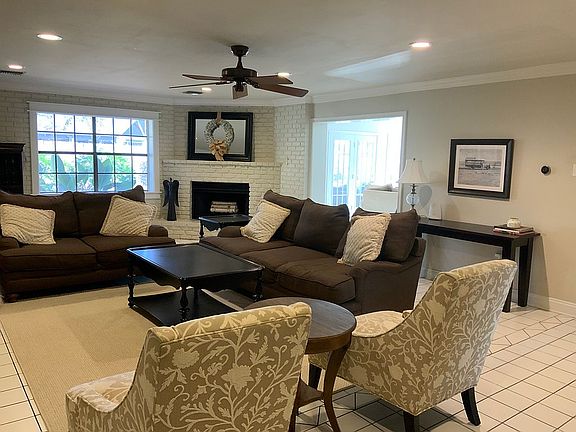5th image of 205 Midland Dr
