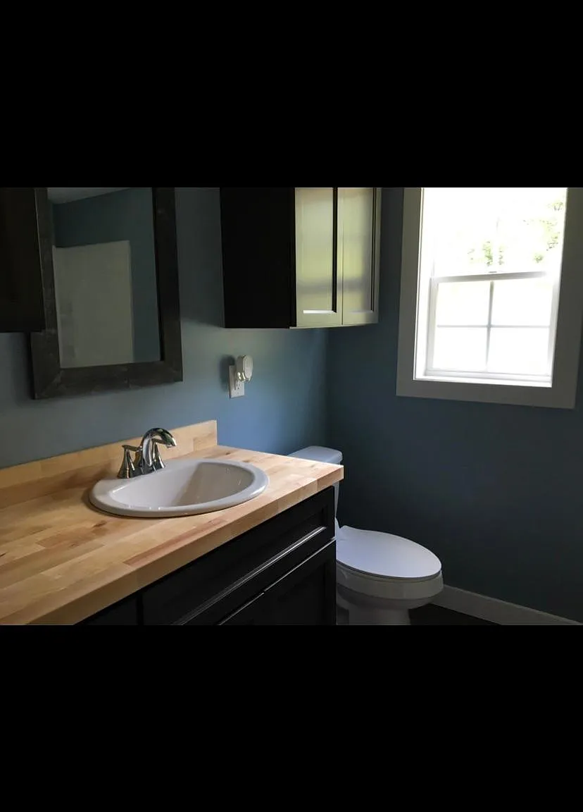 3 bed, 1.5 bath, 1250 sqft, $1,800 — Photo 4