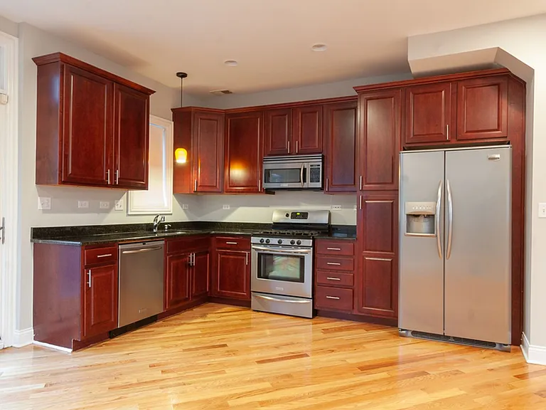 7016 W Medill Ave #7016 — Photo 4
