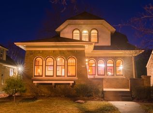 2566 Lefeber Ave, Wauwatosa, WI 53213