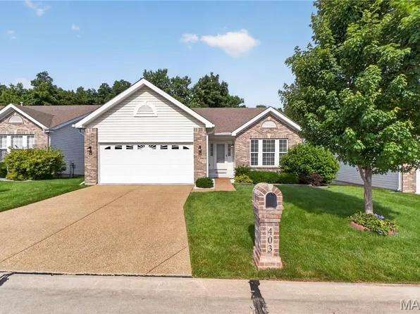 403 Newport Dr, Saint Peters, MO 63376