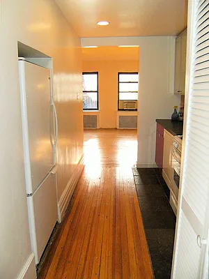 Rented by City Connections Realty | media 23