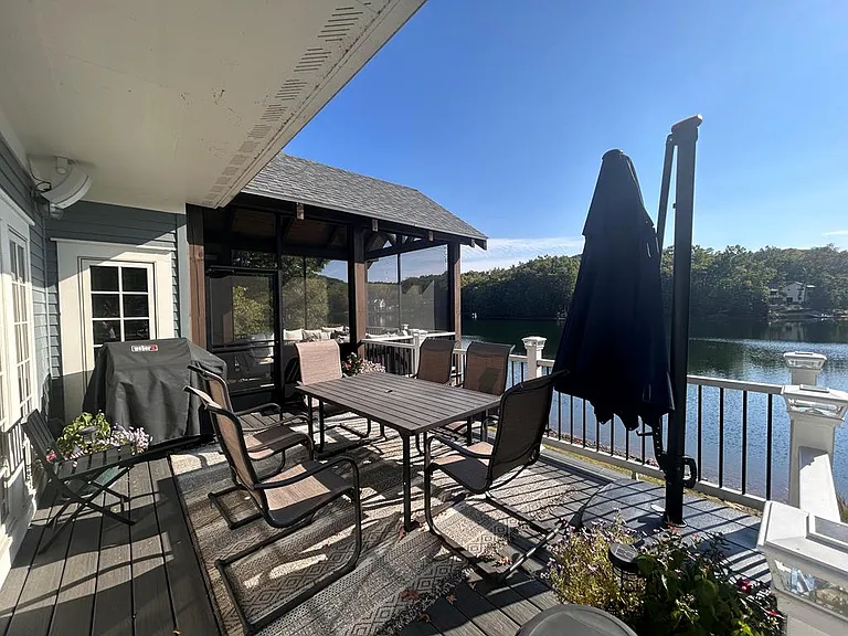 217 Hawks Chase Ln — Photo 25