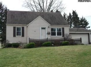 492 W Omar Ave, Struthers, OH 44471