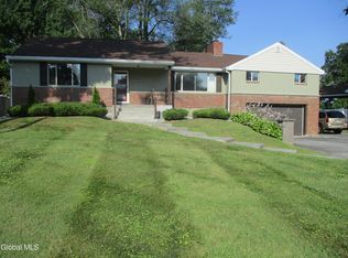 1005 Brunswick Place, Schenectady, NY 12303