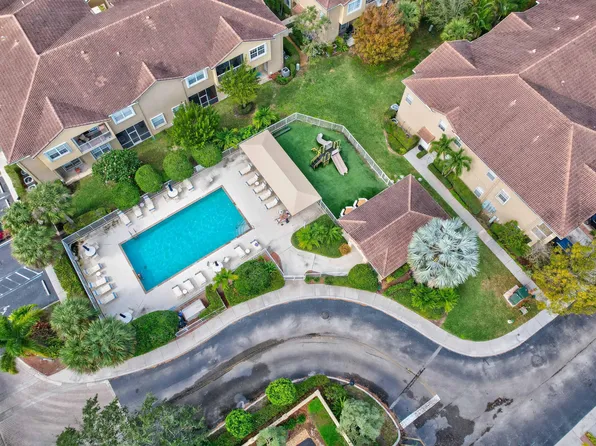 115 Lighthouse Circle #B, Tequesta, FL 33469