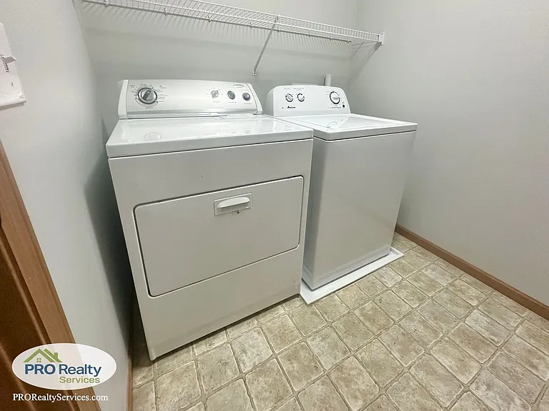17190 Monroe St NW — Photo 14