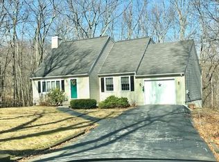 304 Rochdale St, Auburn, MA 01501