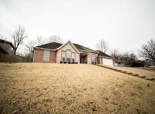 507 E Andrew Ave, Springdale, AR 72764