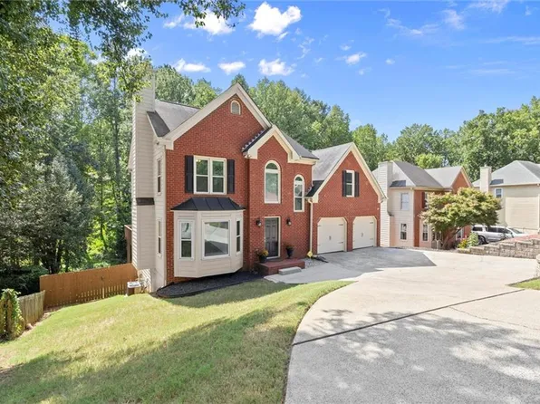 4895 Farm Valley Dr NE, Woodstock, GA 30188