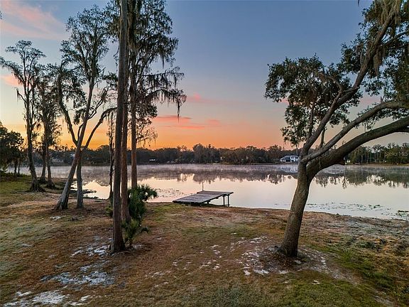 5th image of 16429 Indian Mound Rd