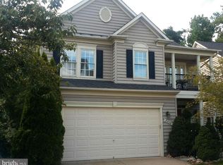 8868 Bennington Blvd, Lorton, VA 22079