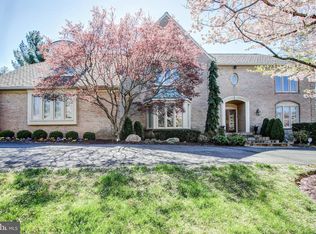 11432 Twining Ln, Potomac, MD