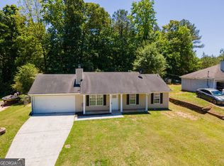 7 Chelsea Ln, Grantville, GA 30220
