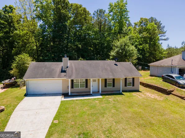 7 Chelsea Ln, Grantville, GA 30220