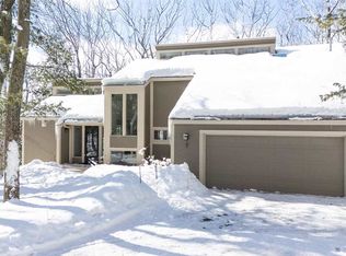 2018 Greenbriar Ter, Harbor Springs, MI 49740