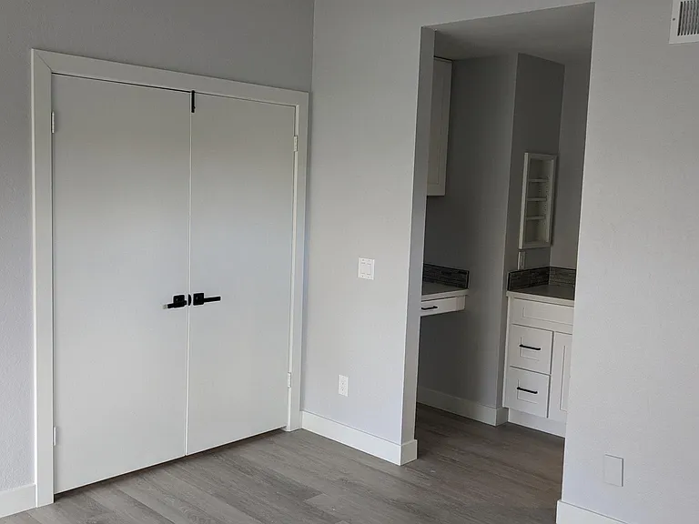 4022 Mahaila Ave — Photo 15