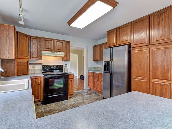 5th image of 4304 Serene Way