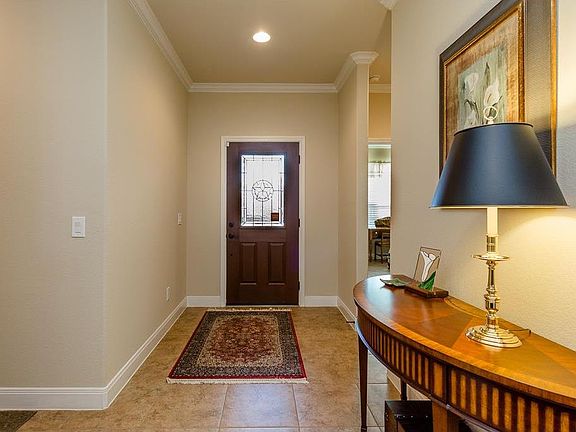 3rd image of 503 Mistflower Dr
