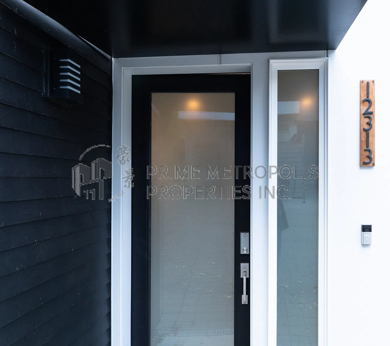 12313 14th Ave NE Seattle WA 98125 LCG - 1 — Photo 2