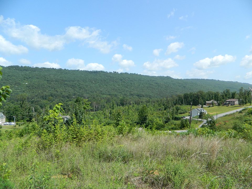 1st image of 54 Whispering Pines Dr