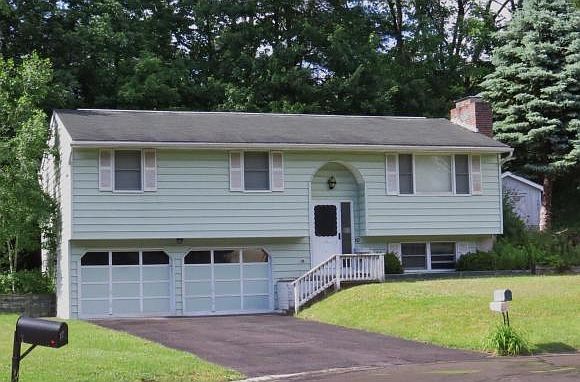 1st image of 10 Edwards St
