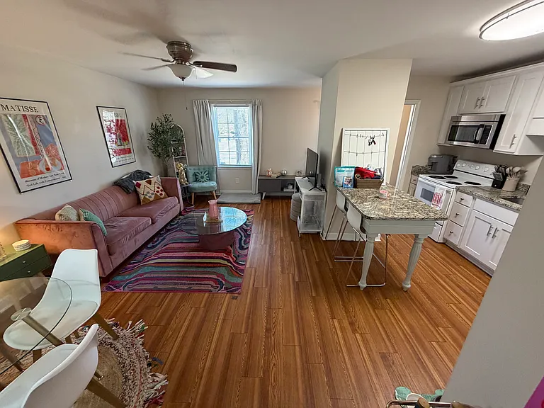 500 Bloomfield St #7 — Photo 3