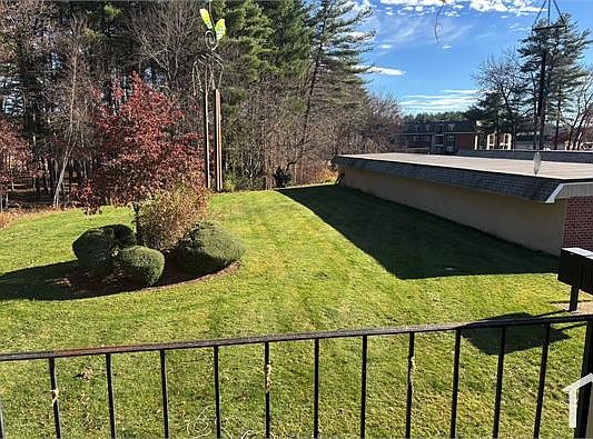 2nd image of 5 Knights Bridge Dr #201