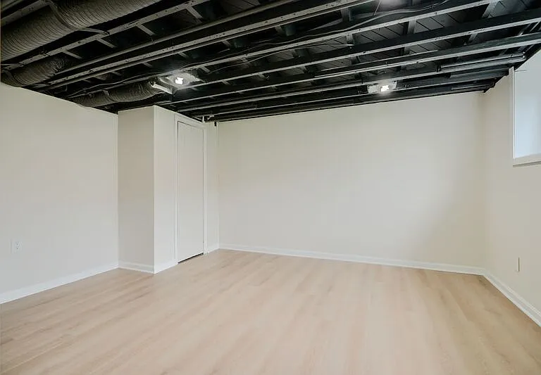 2976 Cornwall Rd #1 — Photo 14