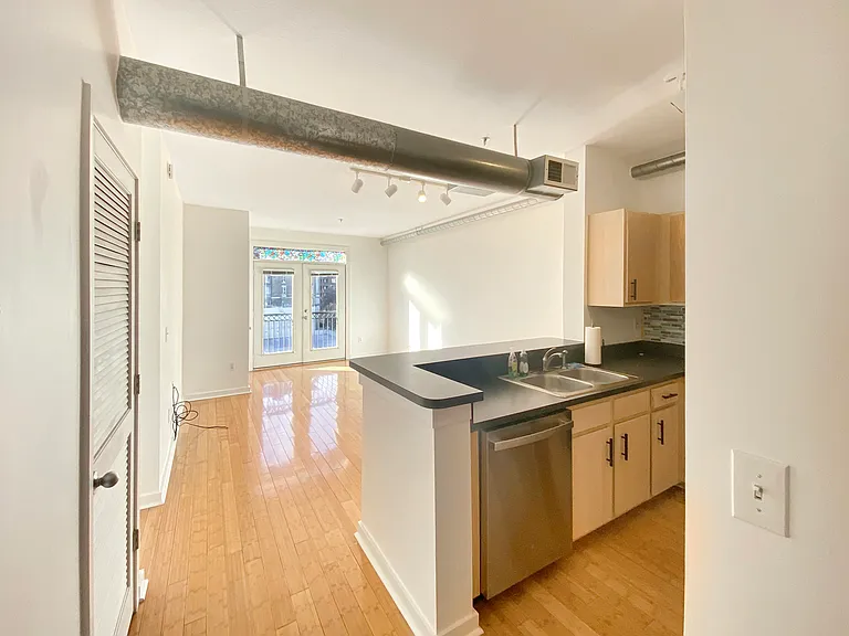 800 Peachtree St NE #1512 — Photo 9