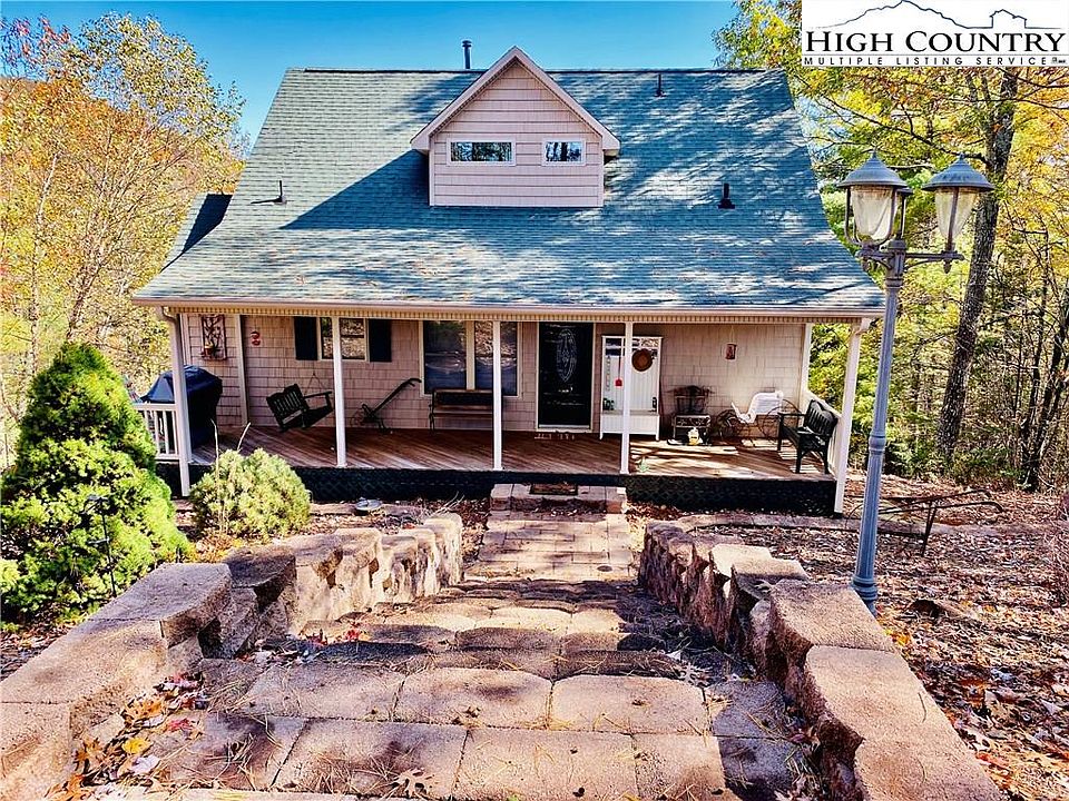 1st image of 749 Molly Dr