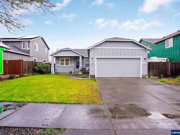 4075 Bentley Dr NE, Albany, OR 97322