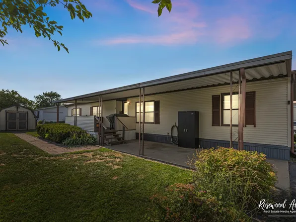 48 Berry Ln, Bourbonnais, IL 60914