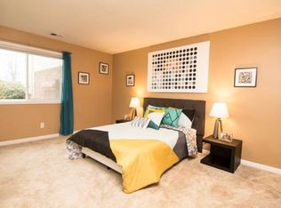 3 Windham Way APT B, Buffalo, NY 14228