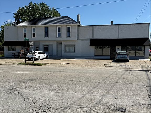2nd image of 332 N Main St
