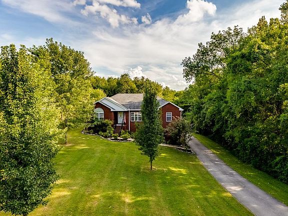 2nd image of 102 Woodlawn Dr Lot 27B