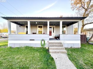 1402 N Cherry St, La Grande, OR