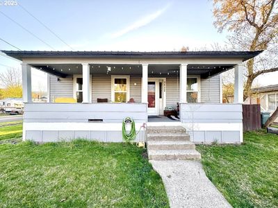 1402 N Cherry St, La Grande, OR, 97850