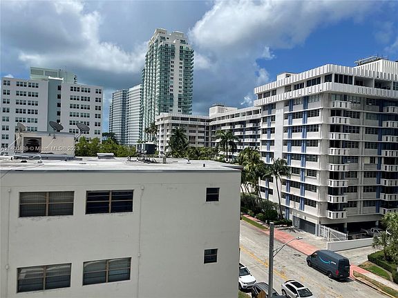 4th image of 899 West Ave APT 6F