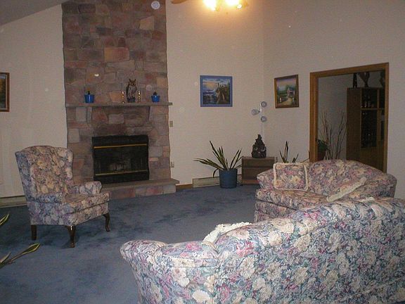 Living Rm w/pocket door to den